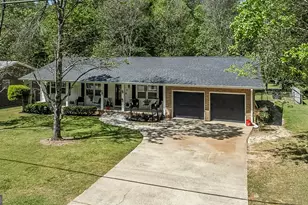 4393 Housworth Dr, Lithonia, GA 30038 - Photo 3