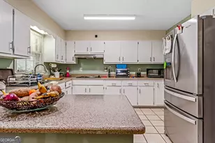 4393 Housworth Dr, Lithonia, GA 30038 - Photo 15