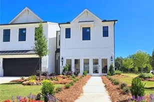 7496 Clover Ln, Flowery Branch, GA 30542 - Photo 5