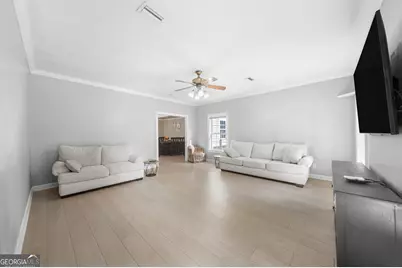 8609 Gohler Avenue, Savannah, GA 31406 - Photo 5