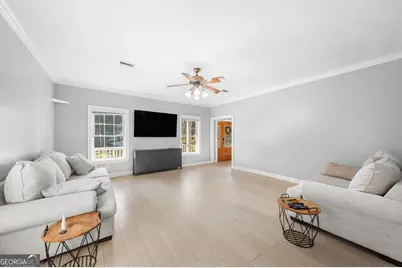 8609 Gohler Avenue, Savannah, GA 31406 - Photo 7