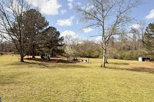 919 W Milner Rd, Concord, GA 30206 - Photo 13