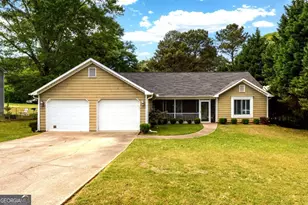 840 Lodgeview Dr, Bethlehem, GA 30620 - Photo 1