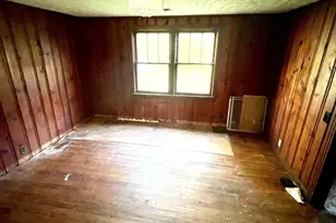 3658 W Point Rd, Lagrange, GA 30240 - Photo 3