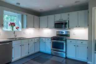 412 Streamview Ln, Stockbridge, GA 30281 - Photo 9