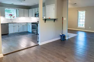 412 Streamview Ln, Stockbridge, GA 30281 - Photo 7