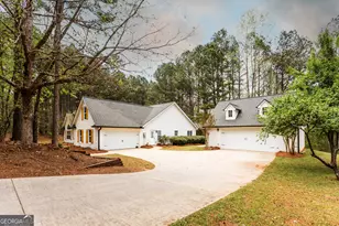 1020 Brenda Ln, Madison, GA 30650 - Photo 3