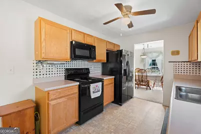 398 Clydes Way, Jackson, GA 30233 - Photo 9
