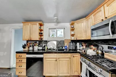 3458 Chestnut Drive, Atlanta, GA 30340 - Photo 9