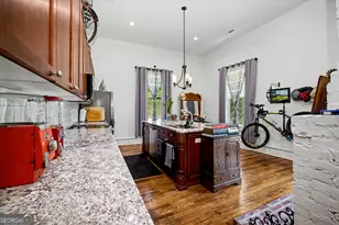 70 E Washington St, Newnan, GA 30263 - Photo 7