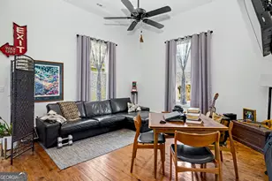 70 E Washington St, Newnan, GA 30263 - Photo 11