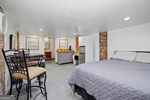 70 E Washington St, Newnan, GA 30263 - Photo 21