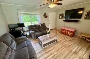 109 Hemlock St, Fitzgerald, GA 31750 - Photo 3