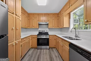 5917 S Deshon Ct, Lithonia, GA 30058 - Photo 19