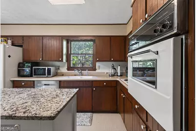 5374 Pounds Drive N, Stone Mountain, GA 30087 - Photo 15
