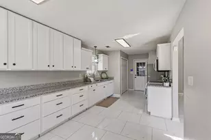 333 Tyson Glen Dr, Warner Robins, GA 31088 - Photo 11