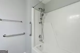 22 Longview Bluff Dr E, Savannah, GA 31419 - Photo 25