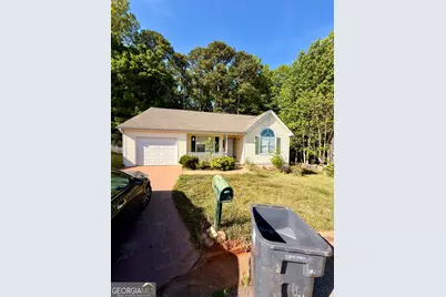 235 Oak Circle N, Stockbridge, GA 30281 - Photo 1