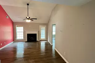 195 Creekside Dr, Grantville, GA 30220 - Photo 13