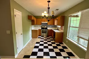 195 Creekside Dr, Grantville, GA 30220 - Photo 7