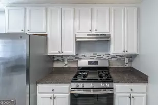 253 Augusta Woods Dr, Villa Rica, GA 30180 - Photo 9