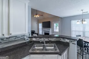 253 Augusta Woods Dr, Villa Rica, GA 30180 - Photo 11