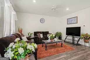 216 Friendship Oak Wy, Hampton, GA 30228 - Photo 11