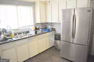 575 Cleveland St, Macon, GA 31206 - Photo 3