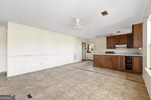 342 N Lake Dr, Perry, GA 31069 - Photo 11
