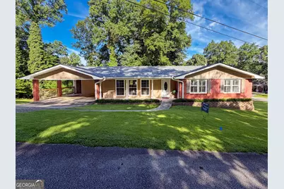 210 Greenwood Lane, Carrollton, GA 30117 - Photo 1