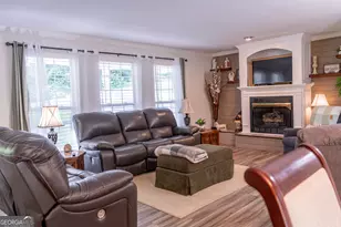 210 Greenwood Ln, Carrollton, GA 30117 - Photo 13