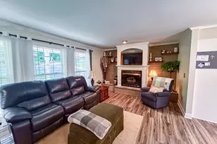 210 Greenwood Ln, Carrollton, GA 30117 - Photo 9