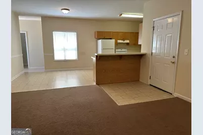 281 Northwinds Boulevard #B-3, Carrollton, GA 30117 - Photo 3