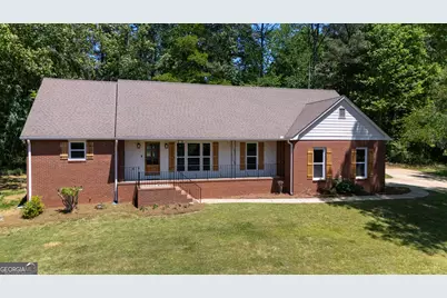 406 Ashford Circle, Lagrange, GA 30240 - Photo 1