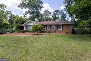 408 Skyway Dr, Warner Robins, GA 31088 - Photo 3