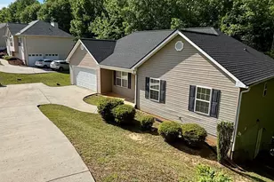 95 Mountain Overlook Dr, Cleveland, GA 30528 - Photo 5