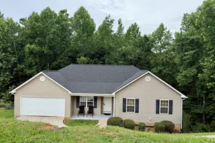 95 Mountain Overlook Dr, Cleveland, GA 30528 - Photo 1