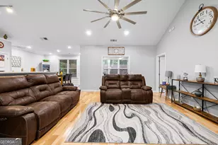 339 Southgate Dr, Locust Grove, GA 30248 - Photo 9