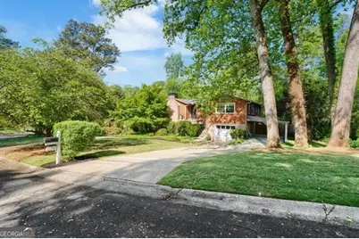3848 Carlton Drive, Atlanta, GA 30341 - Photo 3