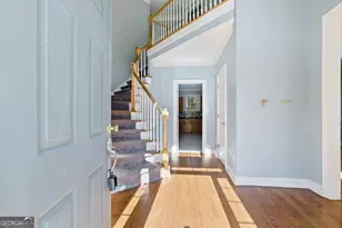 3322 Hunters Hill Dr, Lithonia, GA 30038 - Photo 5