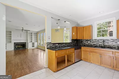 3322 Hunters Hill Drive, Lithonia, GA 30038 - Photo 13