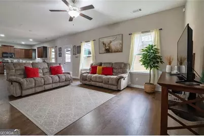 735 Walnut Creek Circle, Pendergrass, GA 30567 - Photo 7