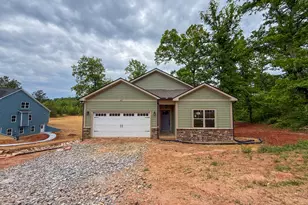 365 Hunts Rdg Dr, Cleveland, GA 30528 - Photo 5