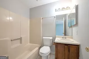 4433 Golf Vista Cir, Decatur, GA 30035 - Photo 7