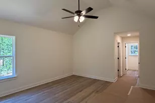 271 Russellville Rd, Forsyth, GA 31029 - Photo 15