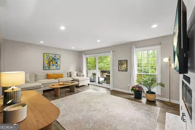 6851 Roswell Road #F30, Sandy Springs, GA 30328 - Photo 3