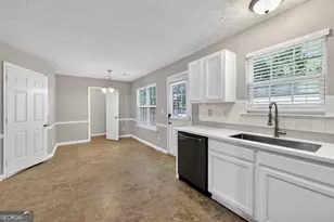 402 Armor Dr, Loganville, GA 30052 - Photo 15