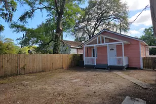22 W 59th St, Savannah, GA 31405 - Photo 9