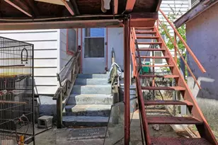 223 W 38th St, Savannah, GA 31401 - Photo 57