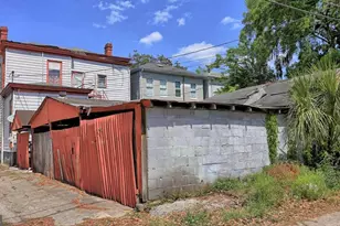 223 W 38th St, Savannah, GA 31401 - Photo 51